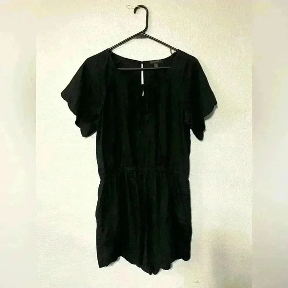 J. Crew Scalloped Hem Romper Black Linen Blend Neck Tie Size XS Summer - Picture 3 of 10